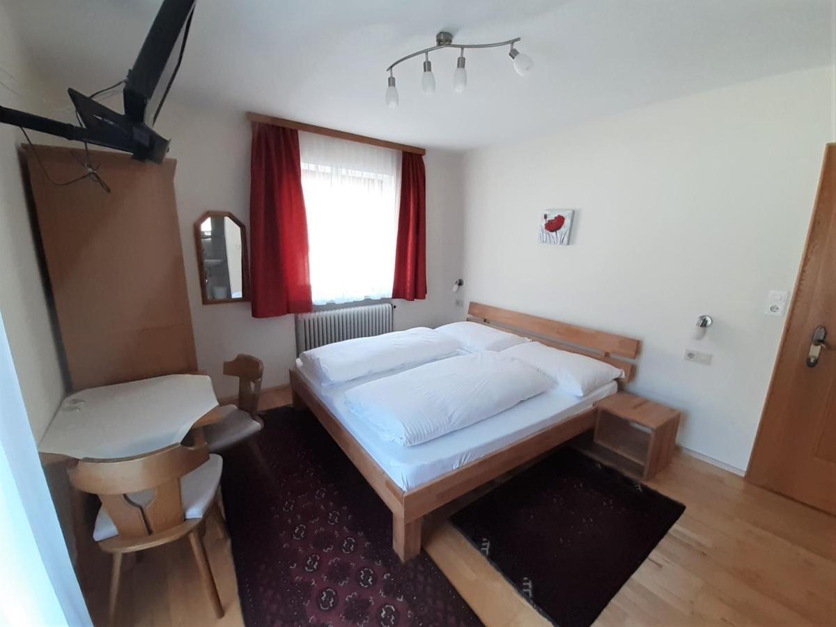 Haus Christine Apartamento Fulpmes Exterior foto